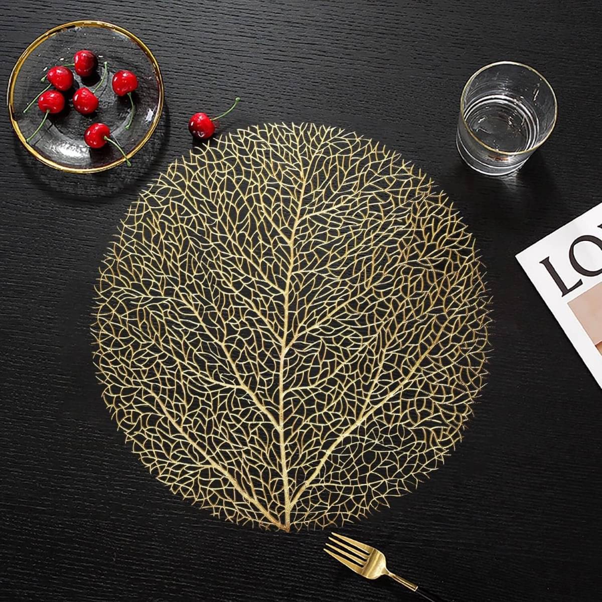DPA Collection PVC Floral Table Mats ( 45 cm x 30 cm ) Pack of 2 - Gold DPA Collection PVC Floral Table Mats ( 45 cm x 30 cm ) Pack of 2 - Gold