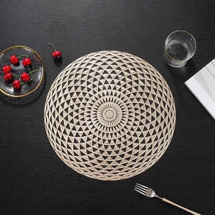     			DPA Collection PVC Geometric Table Mats ( 45 cm x 30 cm ) Pack of 2 - Gold