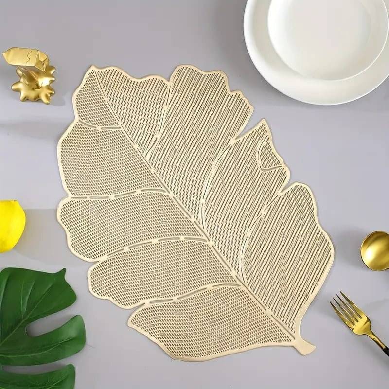 DPA Collection PVC Geometric Table Mats ( 45 cm x 30 cm ) Pack of 2 - Gold DPA Collection PVC Geometric Table Mats ( 45 cm x 30 cm ) Pack of 2 - Gold