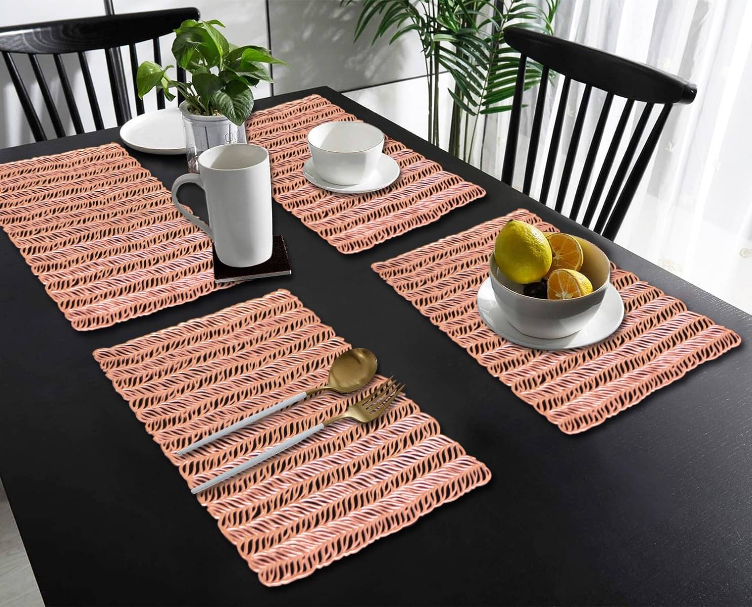     			DPA Collection PVC Geometric Table Mats ( 45 cm x 30 cm ) Pack of 4 - Silver