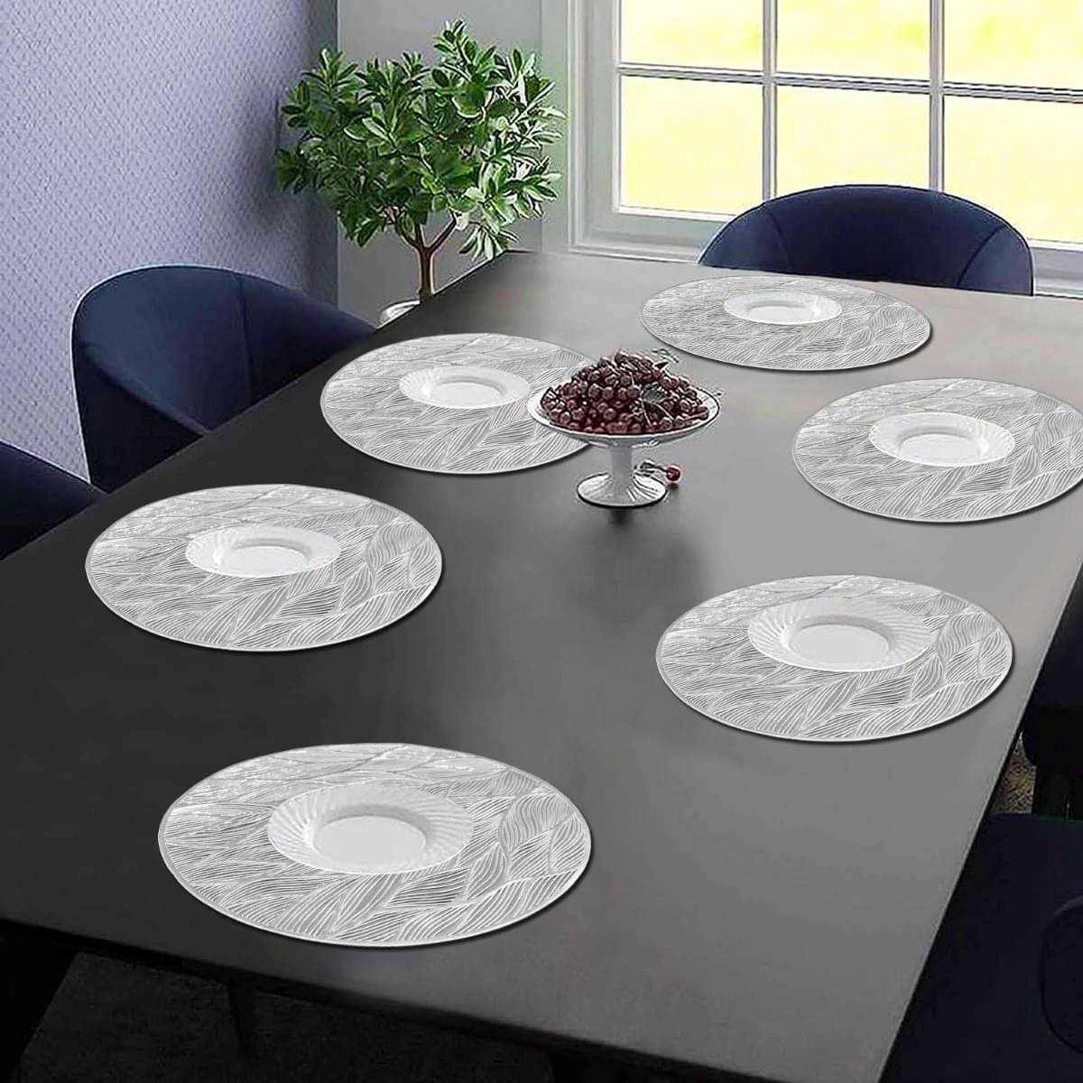 DPA Collection PVC Geometric Table Mats ( 45 cm x 30 cm ) Pack of 6 - Silver DPA Collection PVC Geometric Table Mats ( 45 cm x 30 cm ) Pack of 6 - Silver