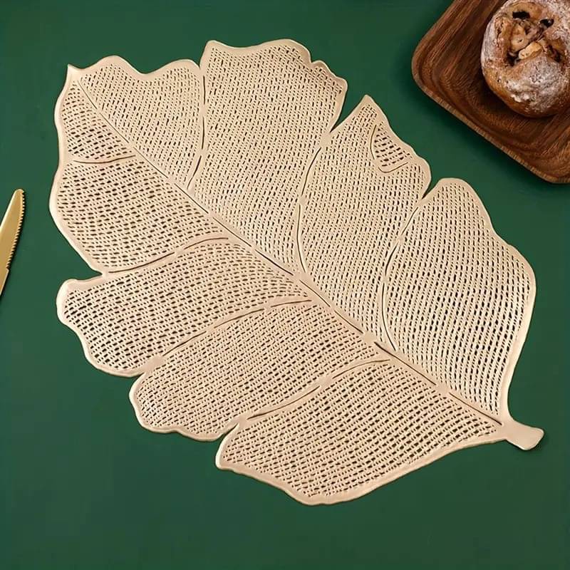     			DPA Collection PVC Geometric Table Mats ( 45 cm x 30 cm ) Pack of 2 - Gold