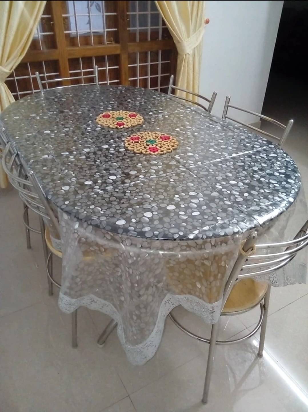 DPA Collection Self Design Plastic 4 Seater Rectangle Table Cover ( 122 x 122 ) cm Pack of 1 Silver DPA Collection Self Design Plastic 4 Seater Rectangle Table Cover ( 122 x 122 ) cm Pack of 1 Silver