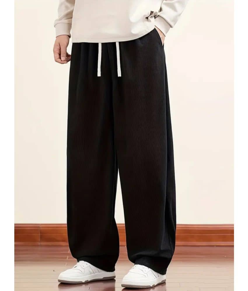 Deslizar Black Polyester Blend Men's Trackpants ( Pack of 1 ) - Track Pants | Buy online on ZillyBuy