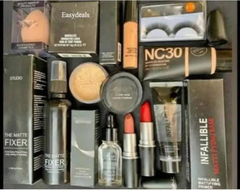     			Generic Makeup Kit ( 10 )