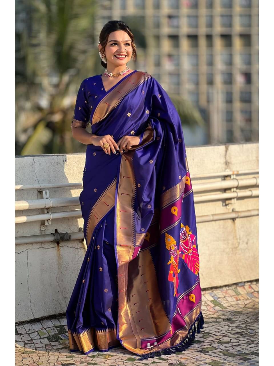     			KALIPATRA Art Silk Solid Saree With Unstitched Blouse Piece ( Purple )