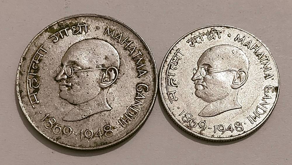     			One 1 Rs. and Fifty 50 Paise Commemorative Old 2 Coins Set, Collector Choice