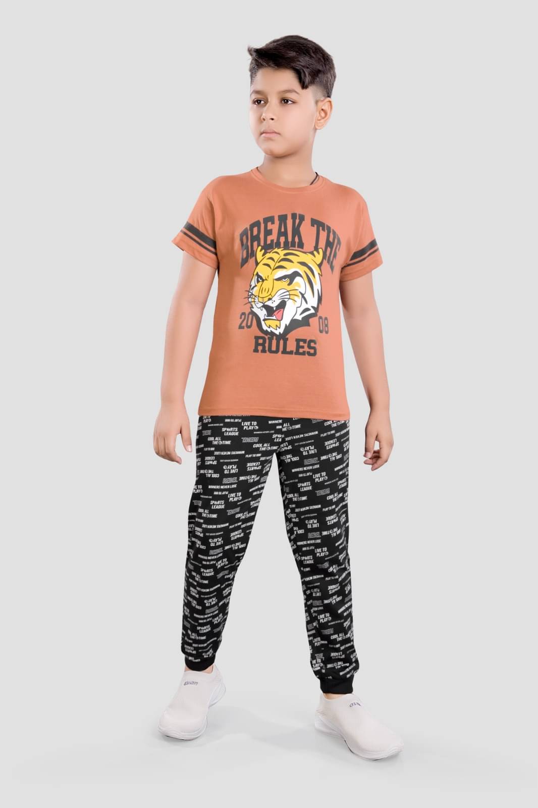     			PLUM TREE Pack of 1 Boys Cotton T-Shirt & Pants Set ( Red )