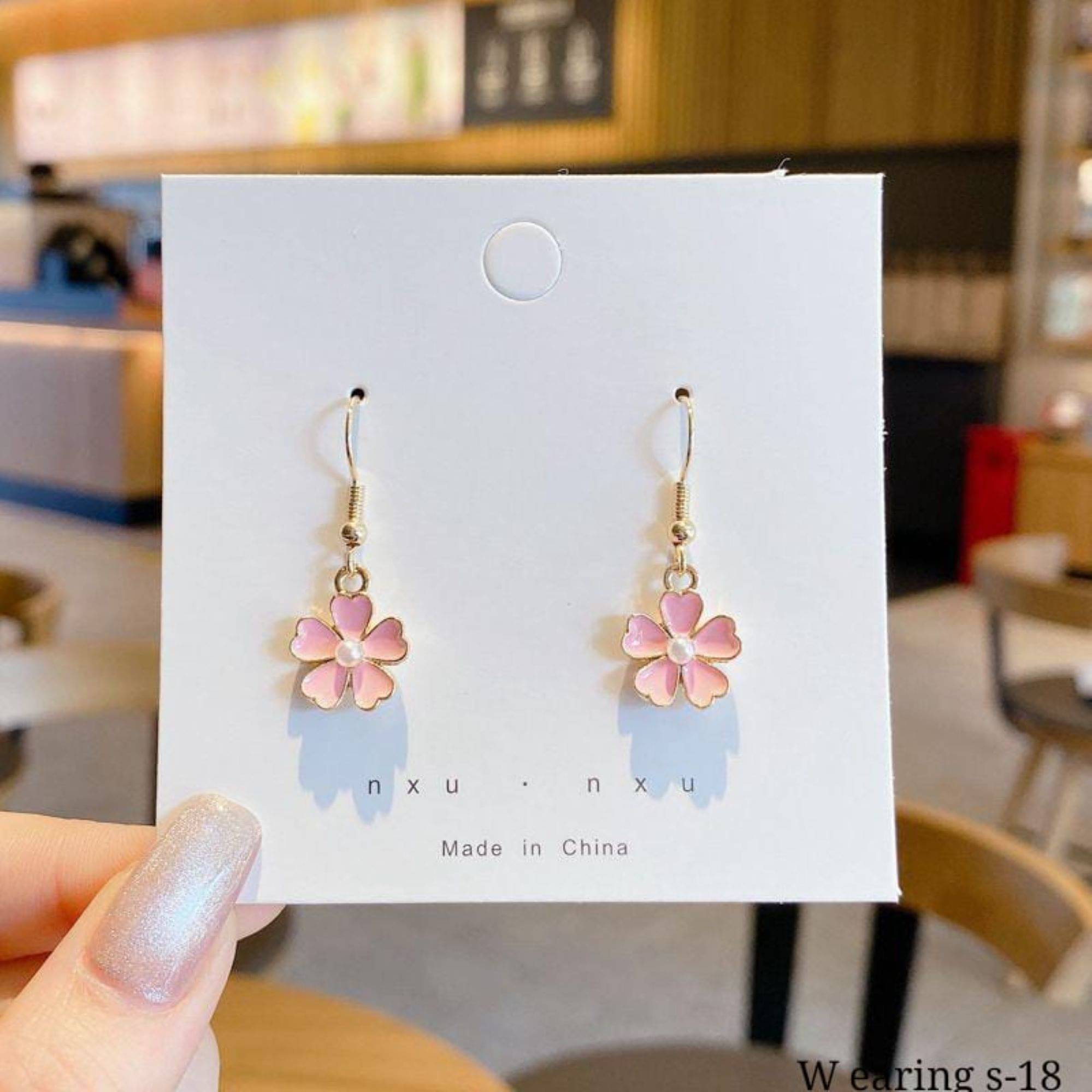     			SHANKHRAJ MA LL Gold Stud Earrings ( Pack of 1 )