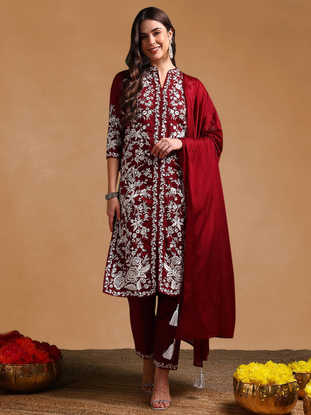    			Vaamsi Women Silk Blend Embroidered Front Slit Kurti With Pants ( Maroon )