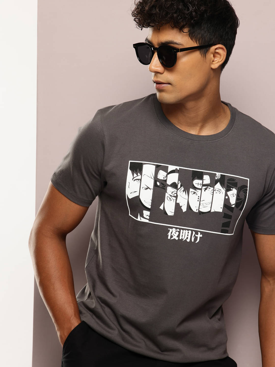     			FROSEN FOX Men Cotton Blend Regular Fit Self Design T-Shirt ( Grey )
