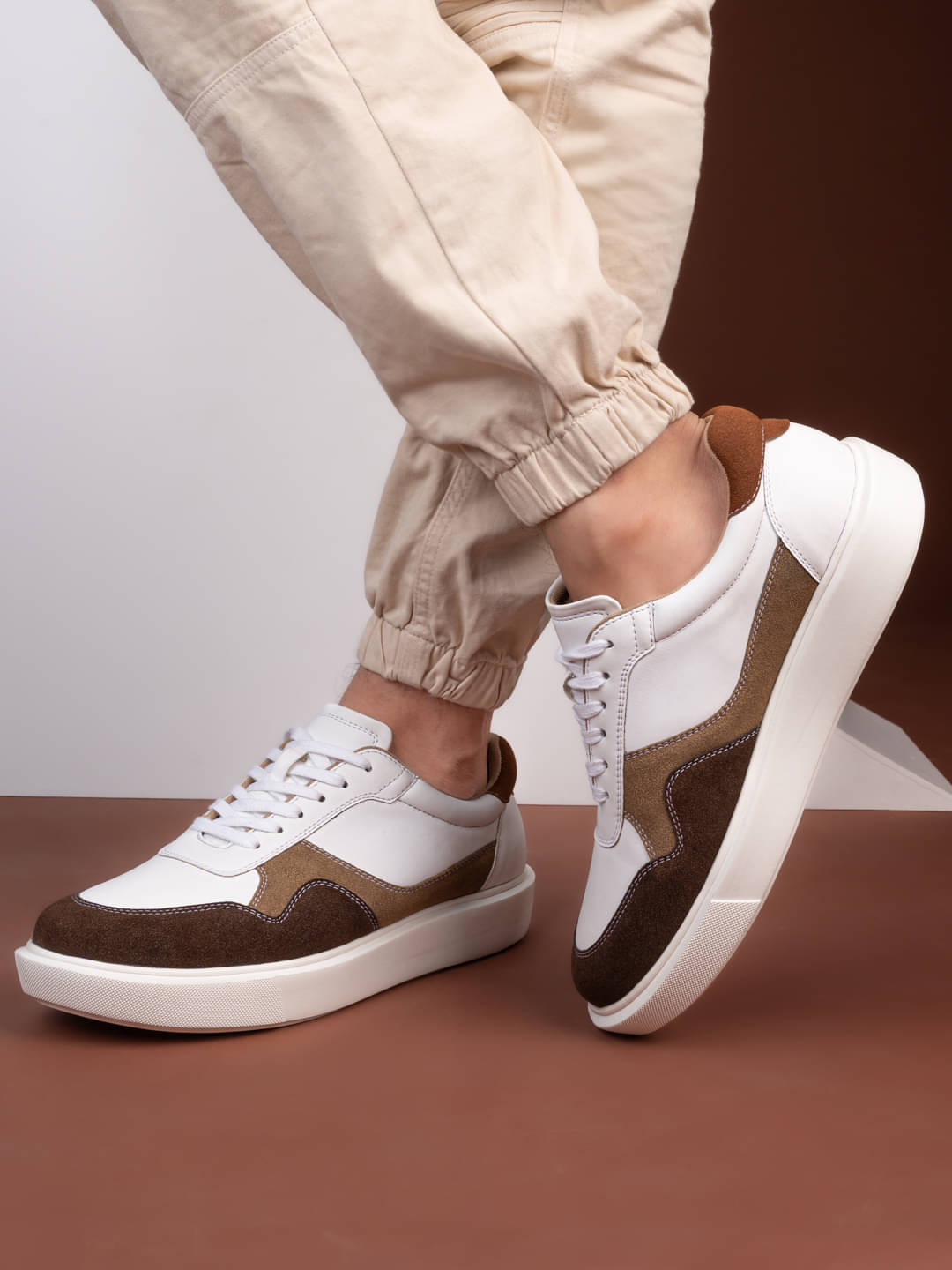     			Fentacia Fentacia Men White Lightweight Sneakers White Men's Sneakers