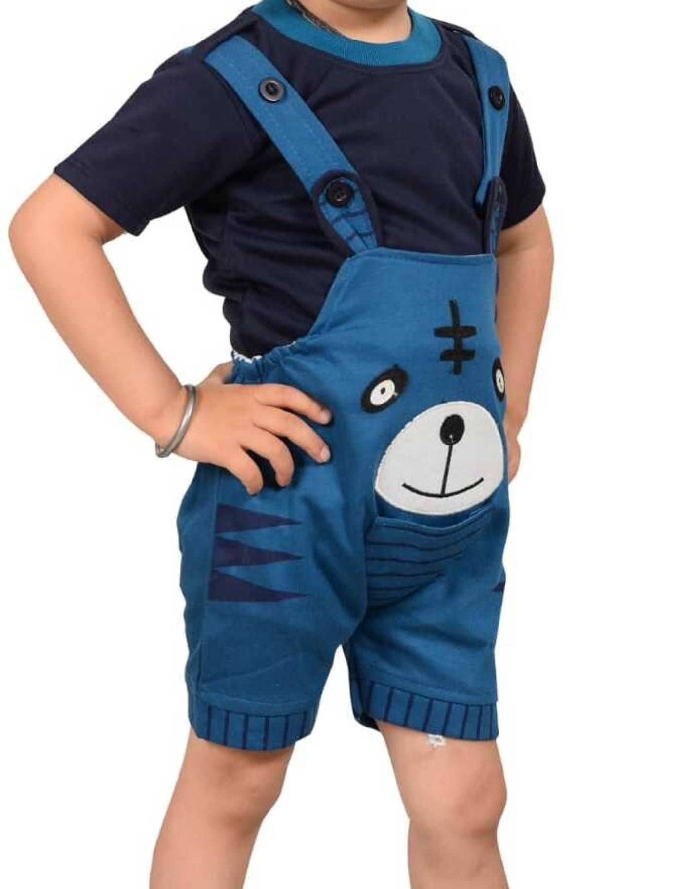LITTLE MEOW Pack of 1 Baby Boys Cotton Blend T-Shirt & Dungarees Set ( Navy Blue ) LITTLE MEOW Pack of 1 Baby Boys Cotton Blend T-Shirt & Dungarees Set ( Navy Blue )
