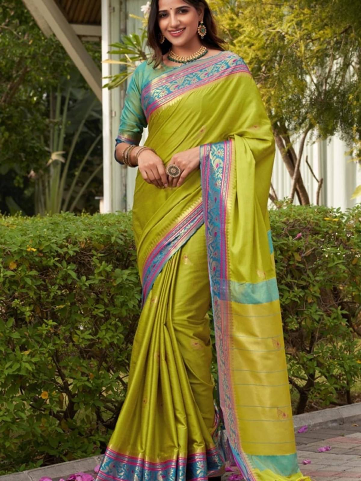     			WOVEN STOCK Banarasi Silk Printed Saree With Unstitched Blouse Piece ( Multicolor )