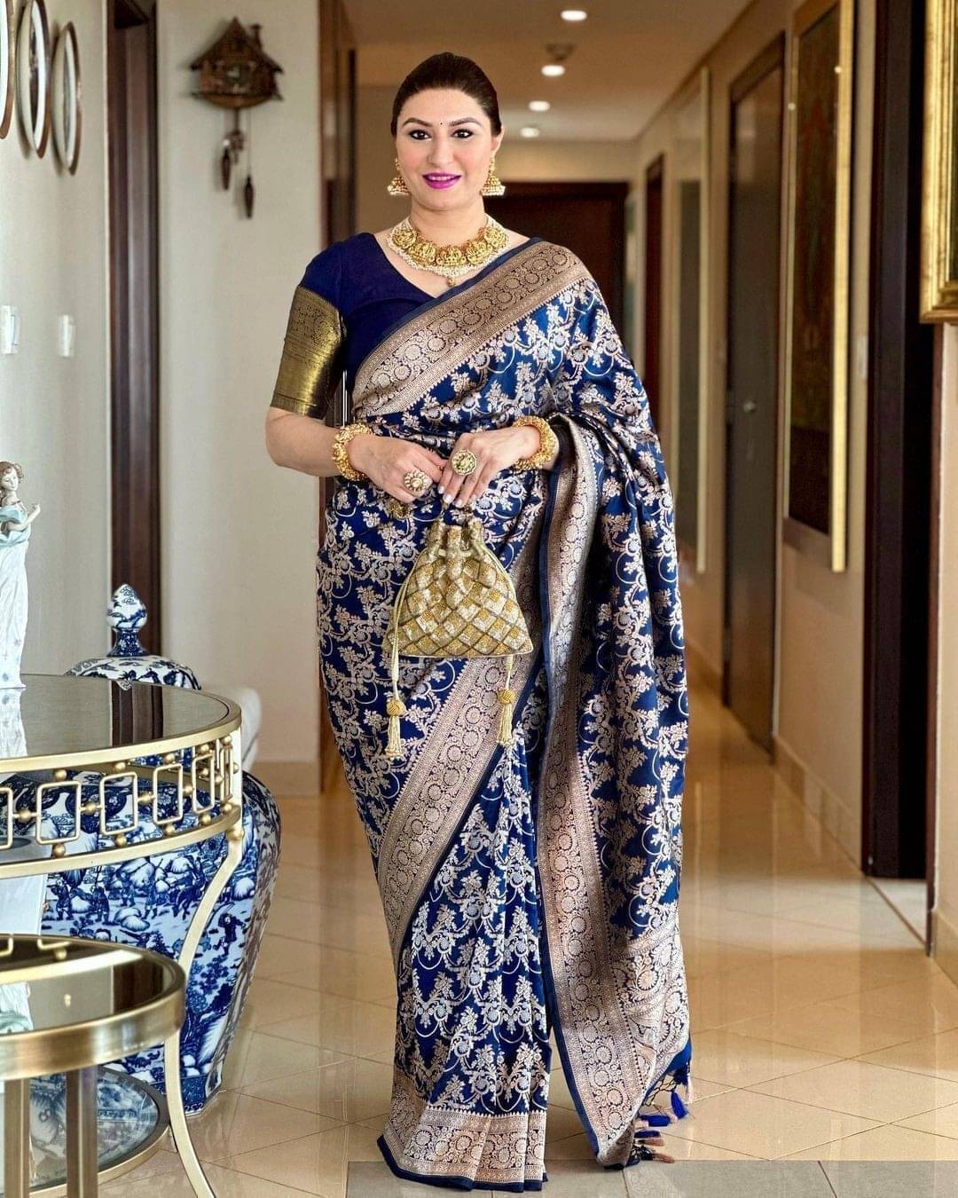     			WOVEN STOCK Banarasi Silk Woven Saree With Unstitched Blouse Piece ( Navy Blue )