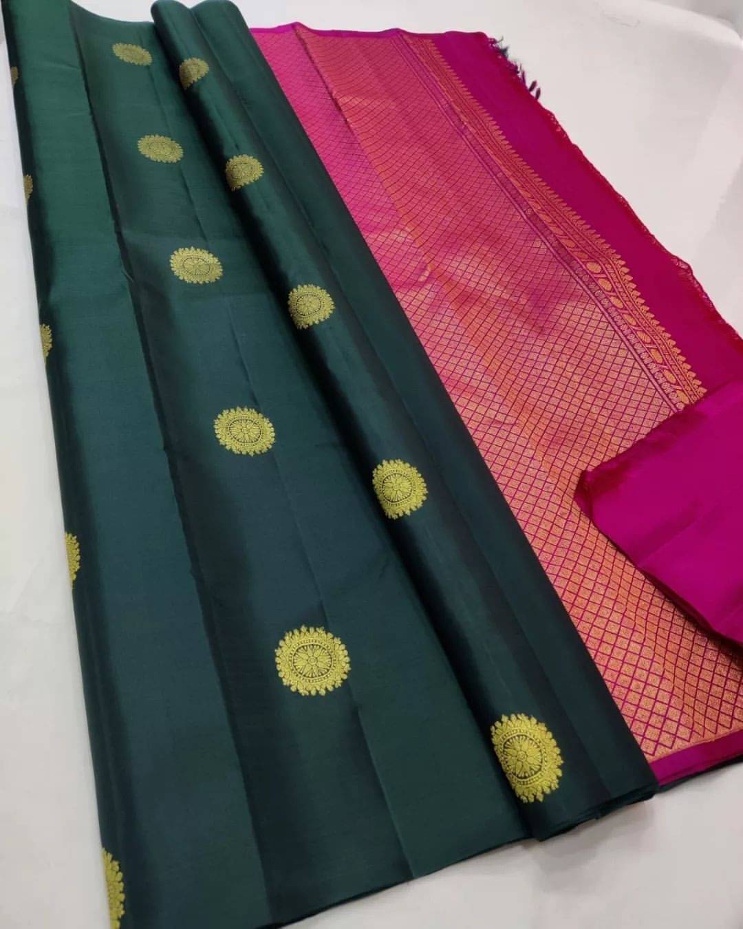 WOVEN STOCK Banarasi Silk Woven Saree With Unstitched Blouse Piece ( Multicolor )     			WOVEN STOCK Banarasi Silk Woven Saree With Unstitched Blouse Piece ( Multicolor )
