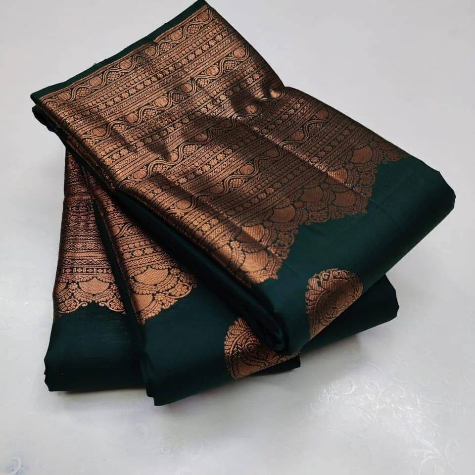     			WOVEN STOCK Banarasi Silk Woven Saree With Unstitched Blouse Piece ( Green )