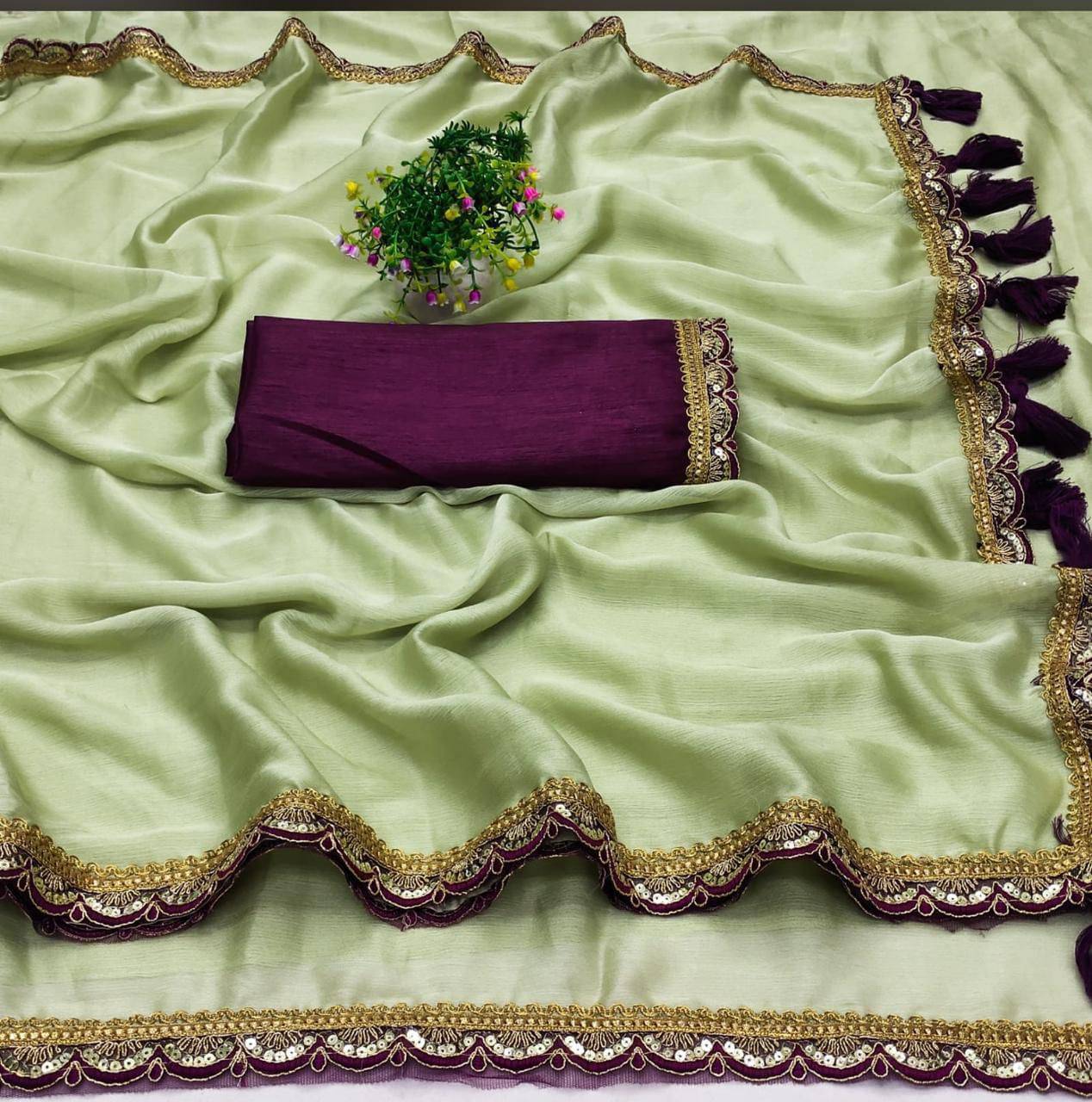     			Sundhaji Trends Chiffon Solid Saree With Unstitched Blouse Piece ( Light Green )