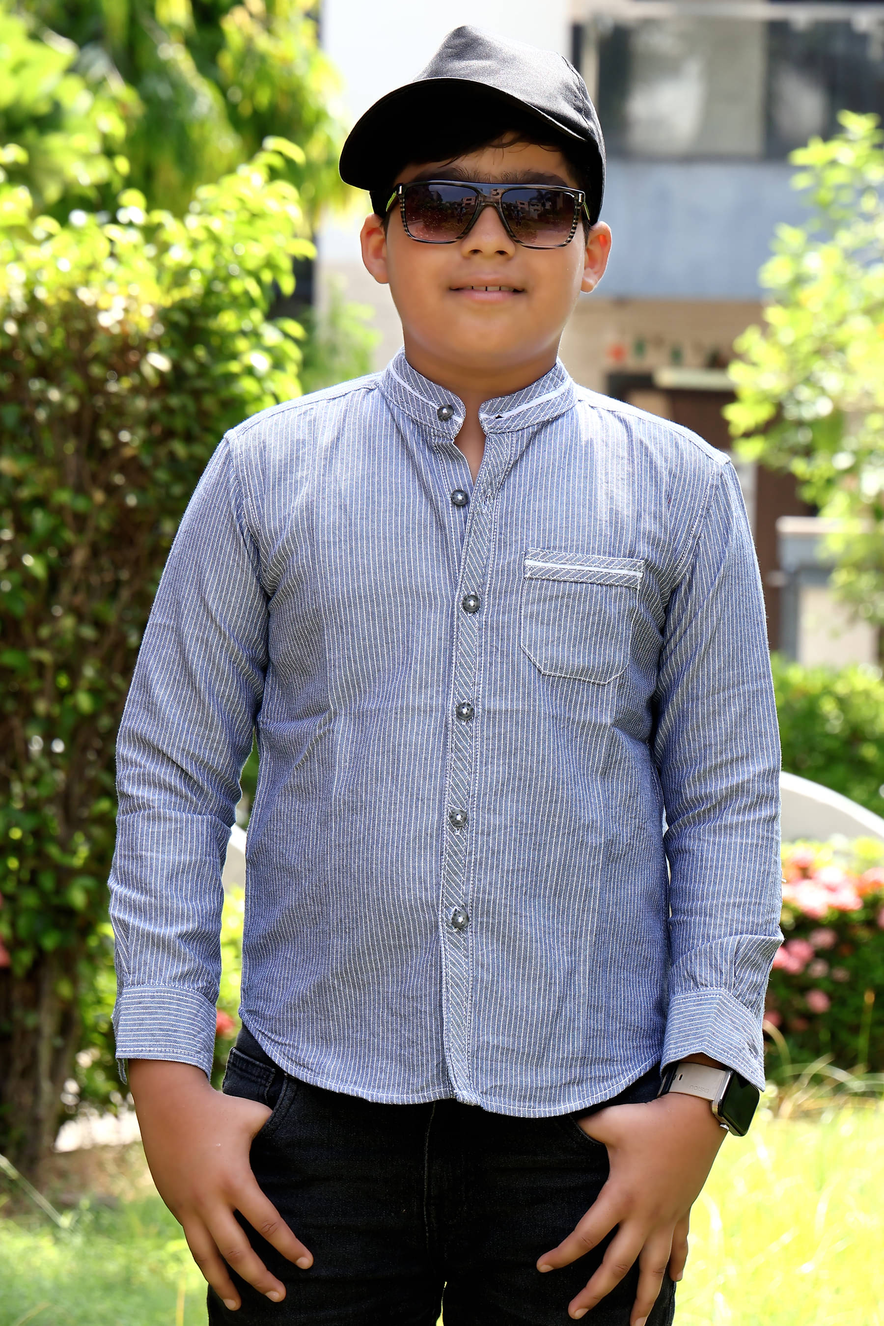 ALY JOHN Pack of 1 Boys 100% Cotton Full Sleeves Shirt ( Metallic Silver ) ALY JOHN Pack of 1 Boys 100% Cotton Full Sleeves Shirt ( Metallic Silver )