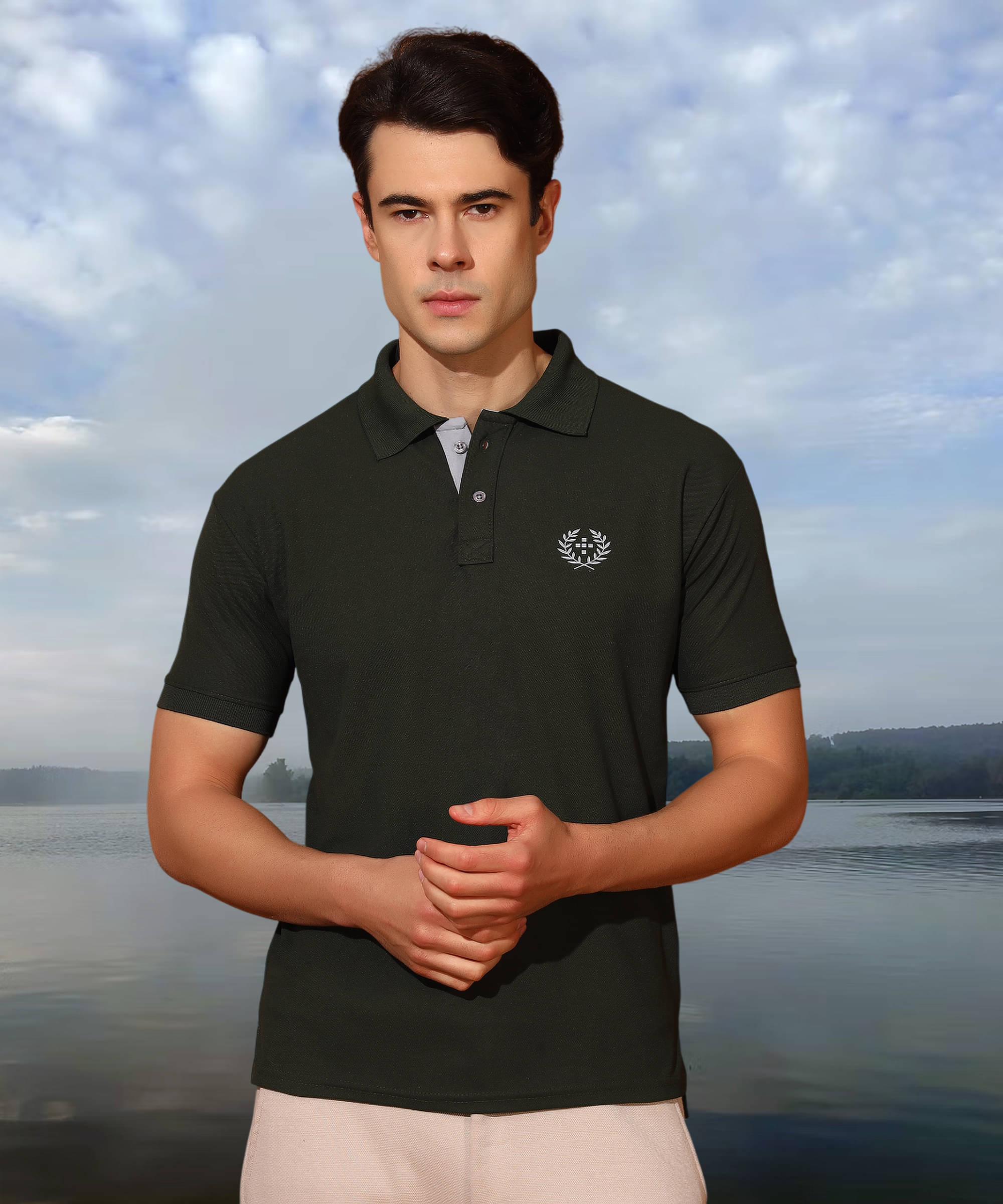     			MODYOUNG Men Cotton Blend Regular Fit Solid Polo T Shirt ( Dark Green )