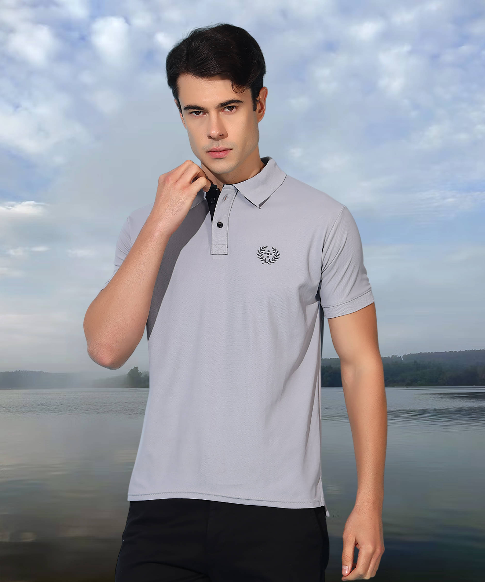     			MODYOUNG Men Cotton Blend Regular Fit Solid Polo T Shirt ( Light Grey )