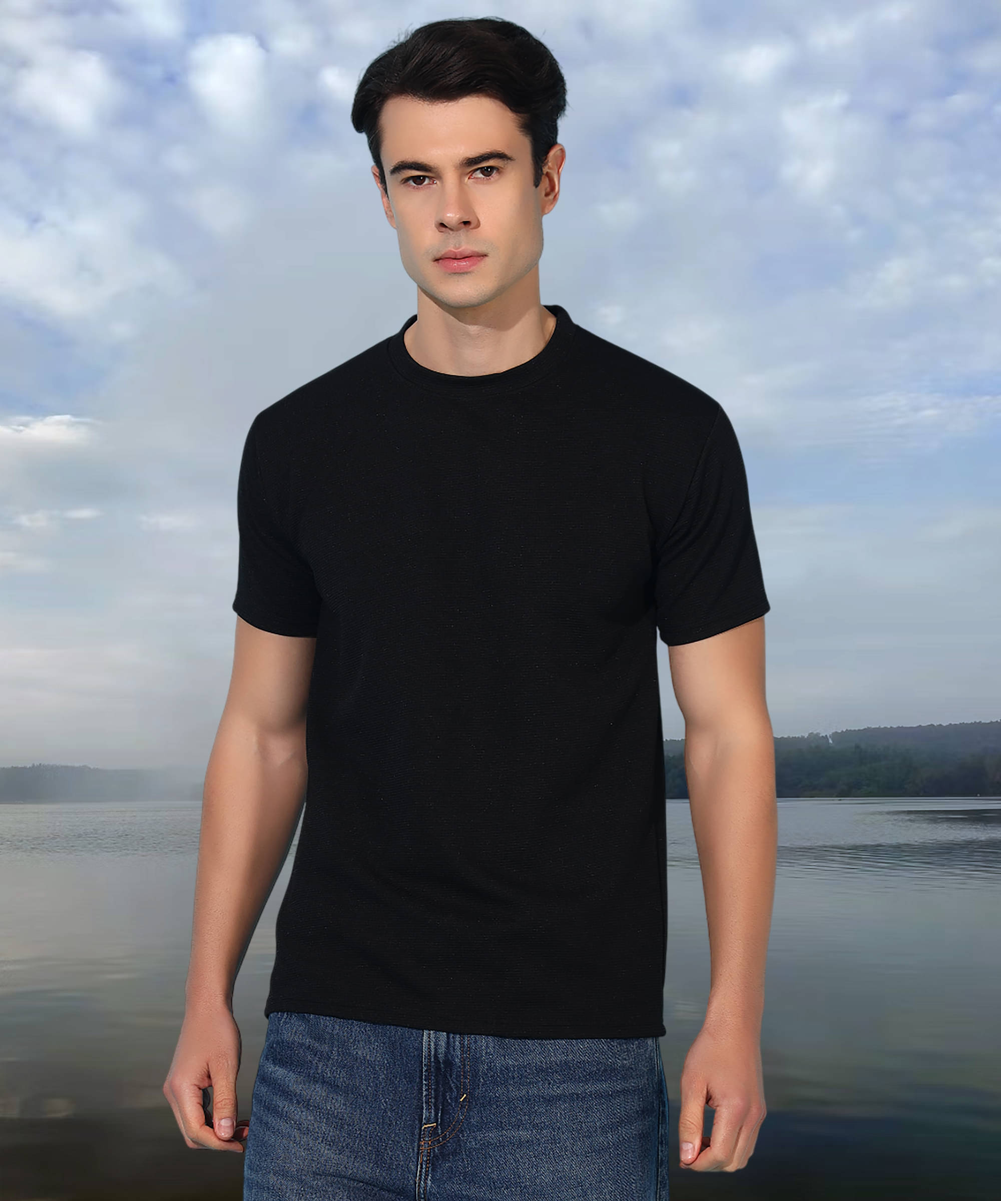     			Quin Fletcher Women Cotton Blend Solid Regular Fit Round Neck T-Shirt ( Black )