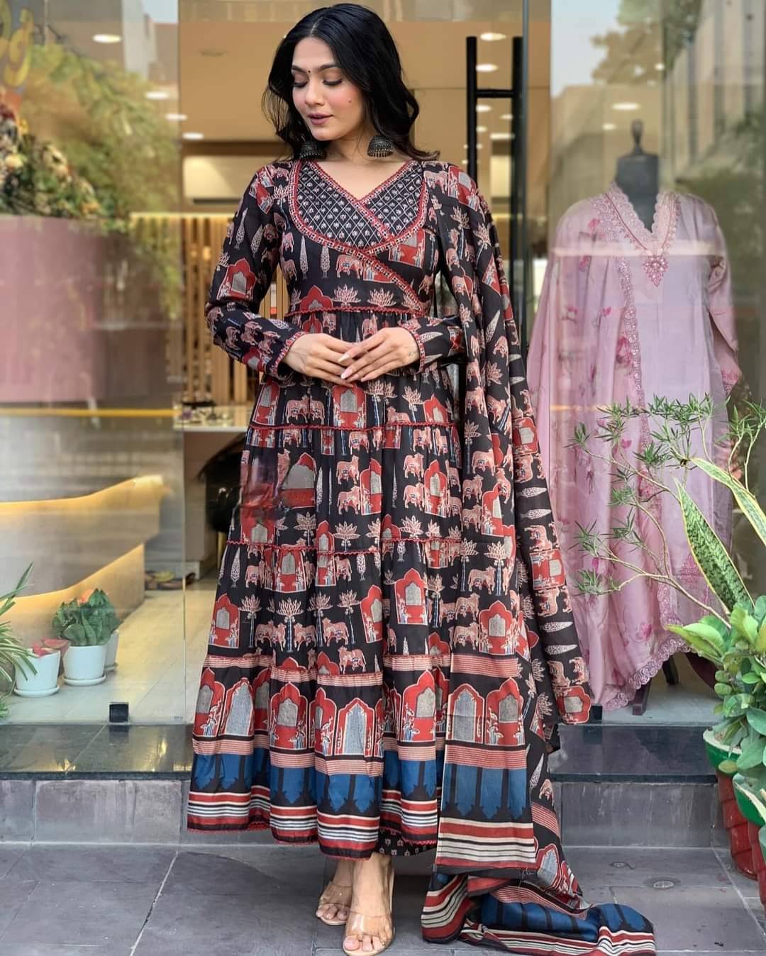     			Vaidehi Fashion Women Cotton Blend Embroidered Straight Kurti With Pants ( Black )