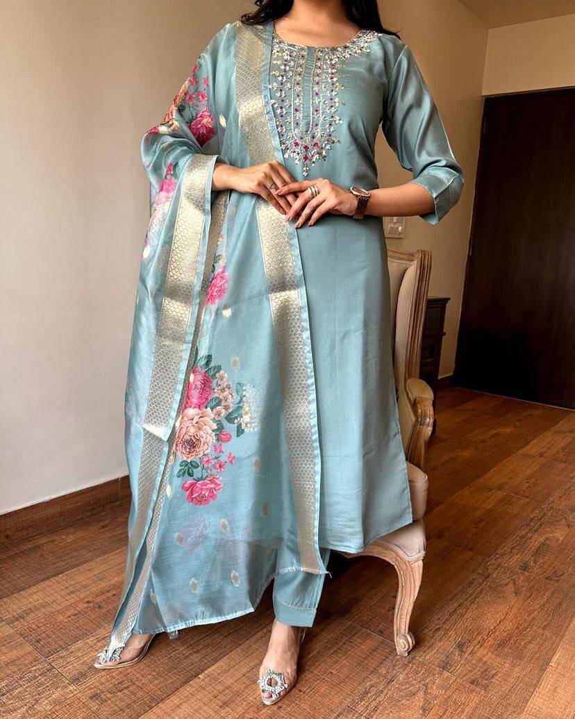     			Vaidehi Fashion Women Cotton Blend Embroidered Straight Kurti With Pants ( Blue )