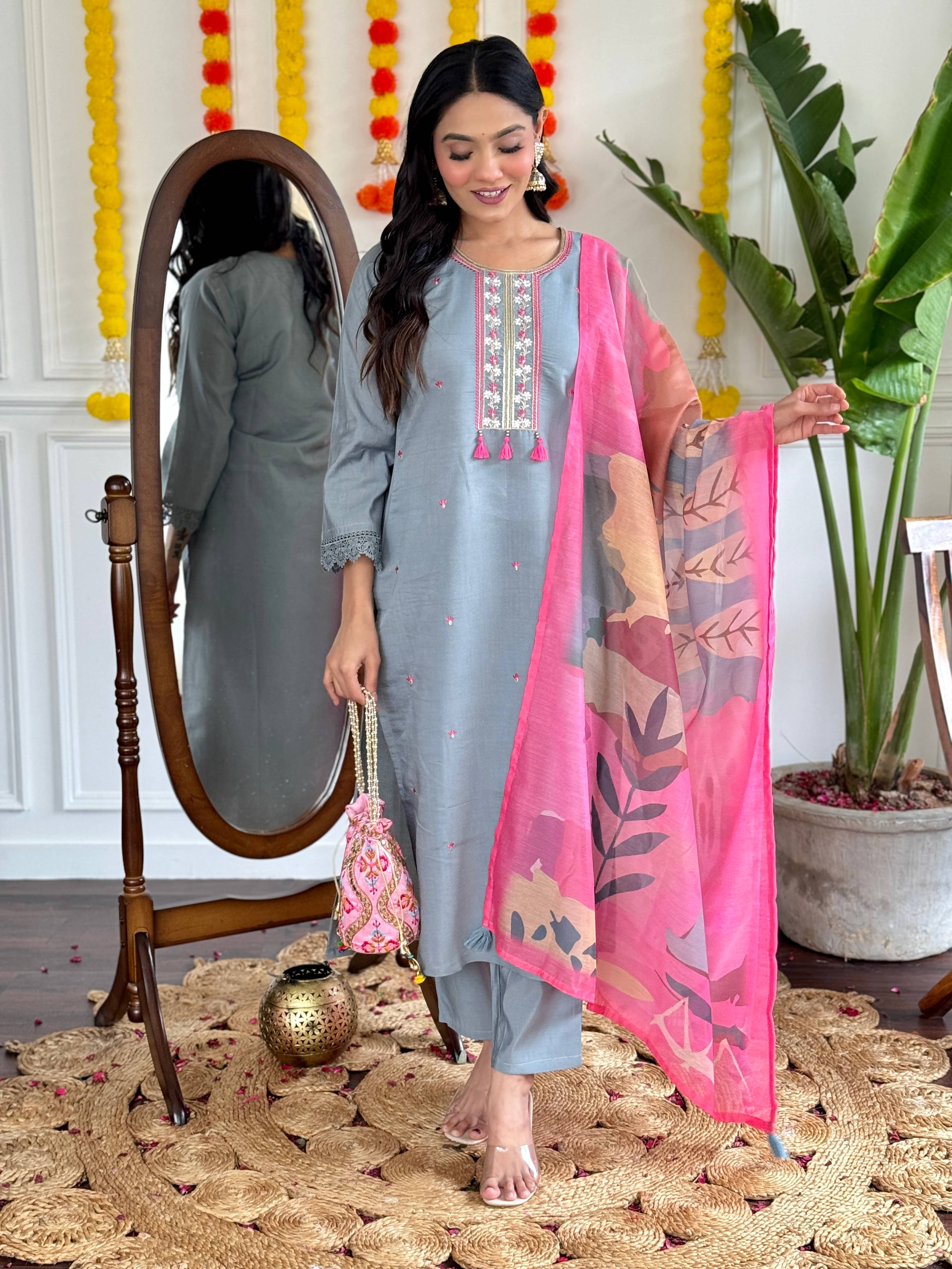     			Vaidehi Fashion Women Viscose Embroidered Straight Kurti With Pants ( Grey )
