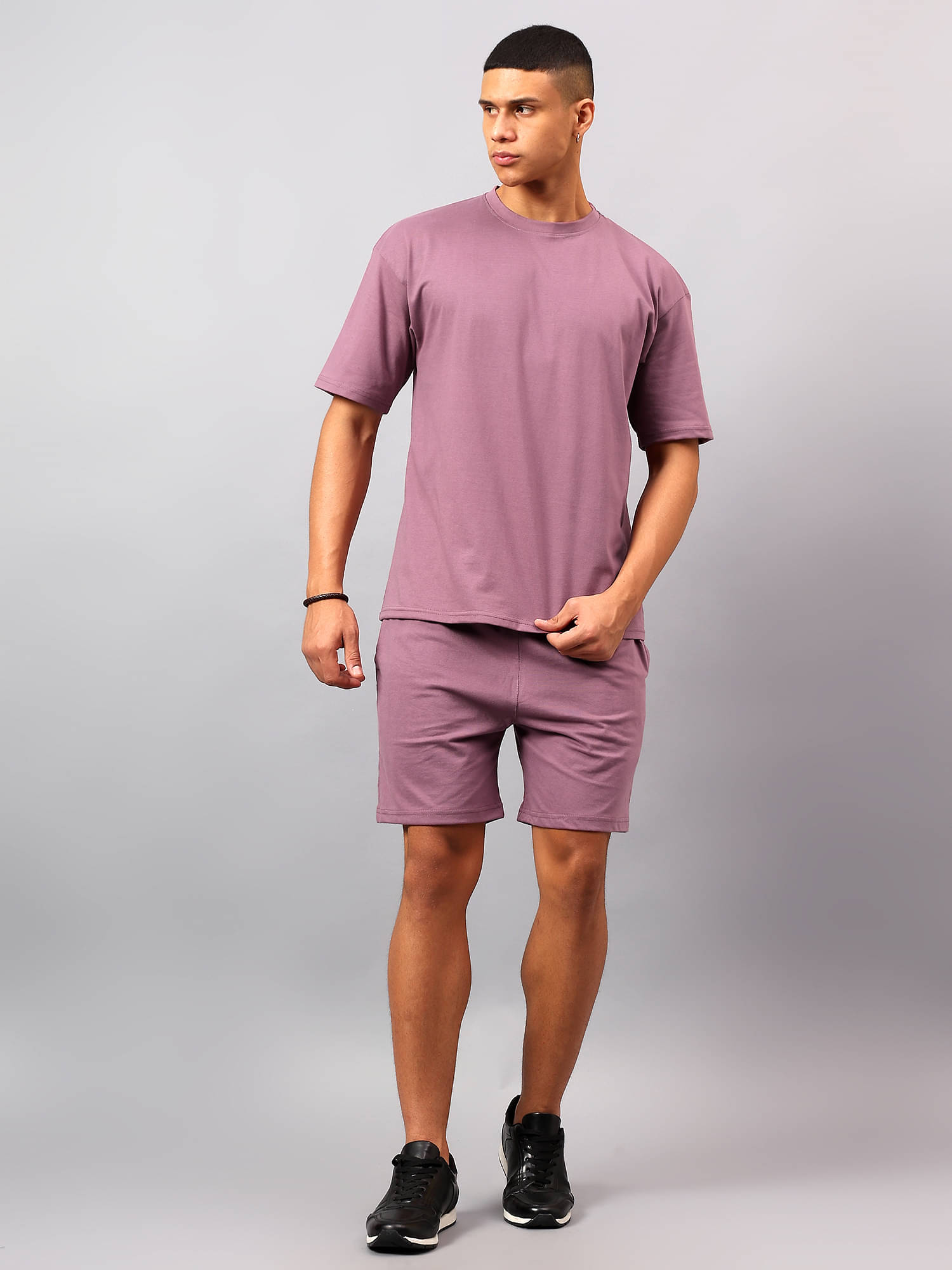 kveto style redefined Men's T-shirt With Shorts Co-Ords Set ( Pack of 1 , Burgandy ) kveto style redefined Men's T-shirt With Shorts Co-Ords Set ( Pack of 1 , Burgandy )