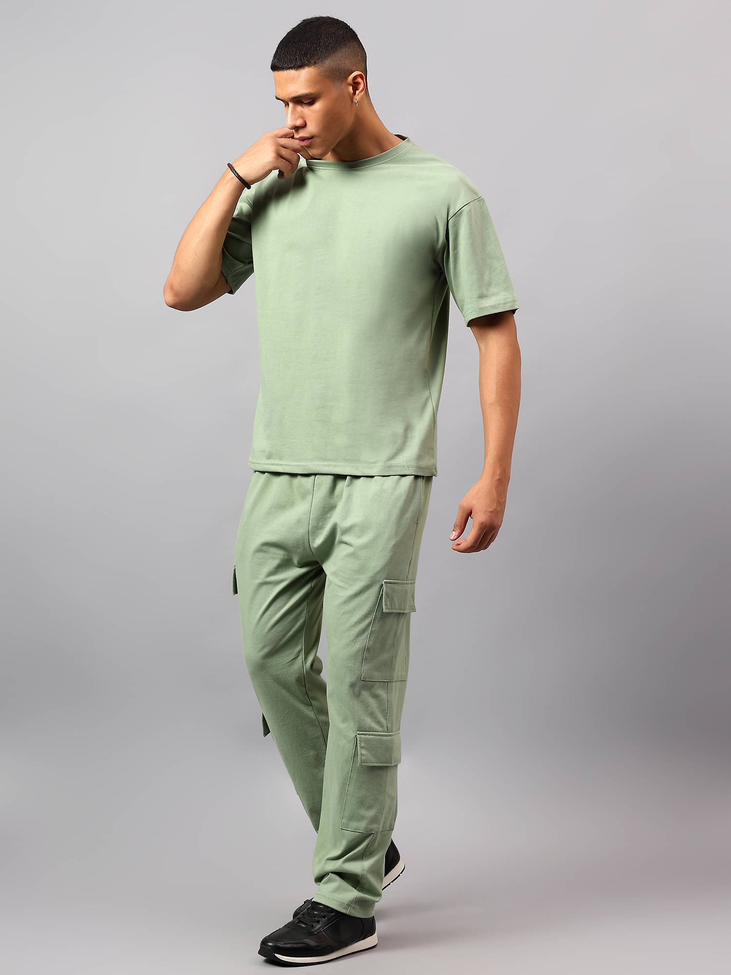     			kveto style redefined Men's T-shirt With Trackpants Co-Ords Set ( Pack of 1 , Olive )