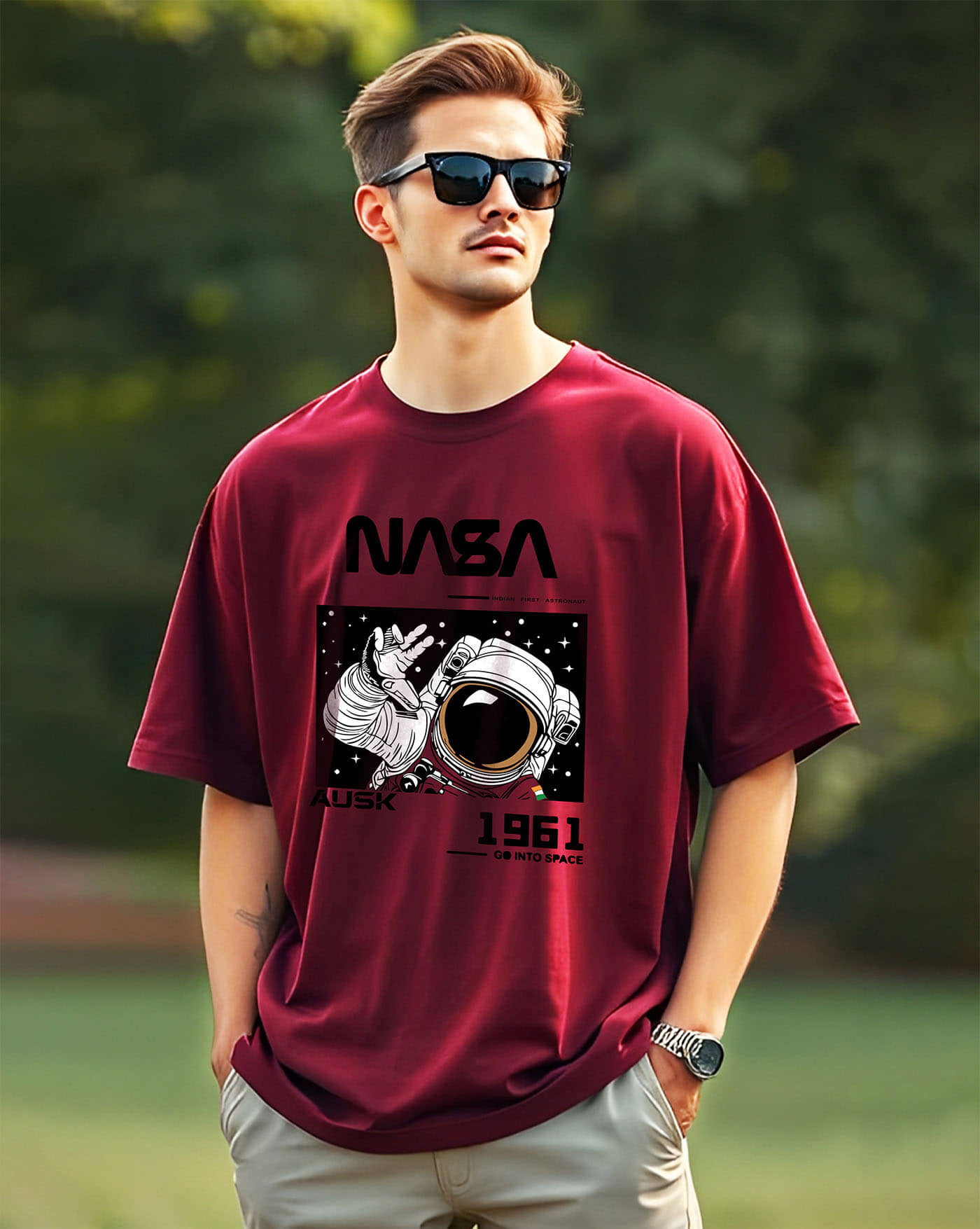 ENITOR Men Cotton Blend Oversized Fit Printed T-Shirt ( Maroon )
