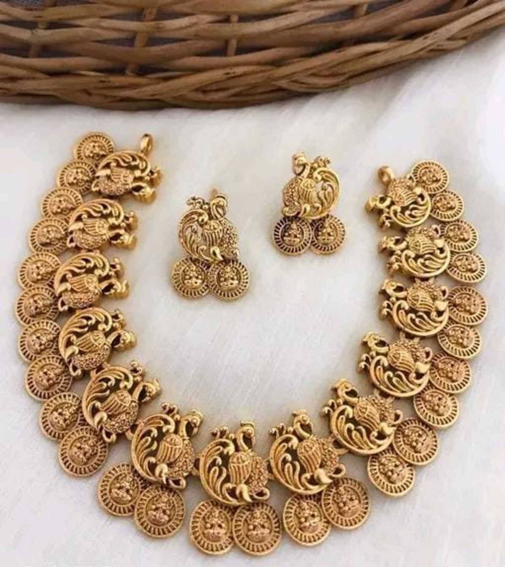     			Pamadhya Gold Copper Necklace Set ( Pack of 1 )