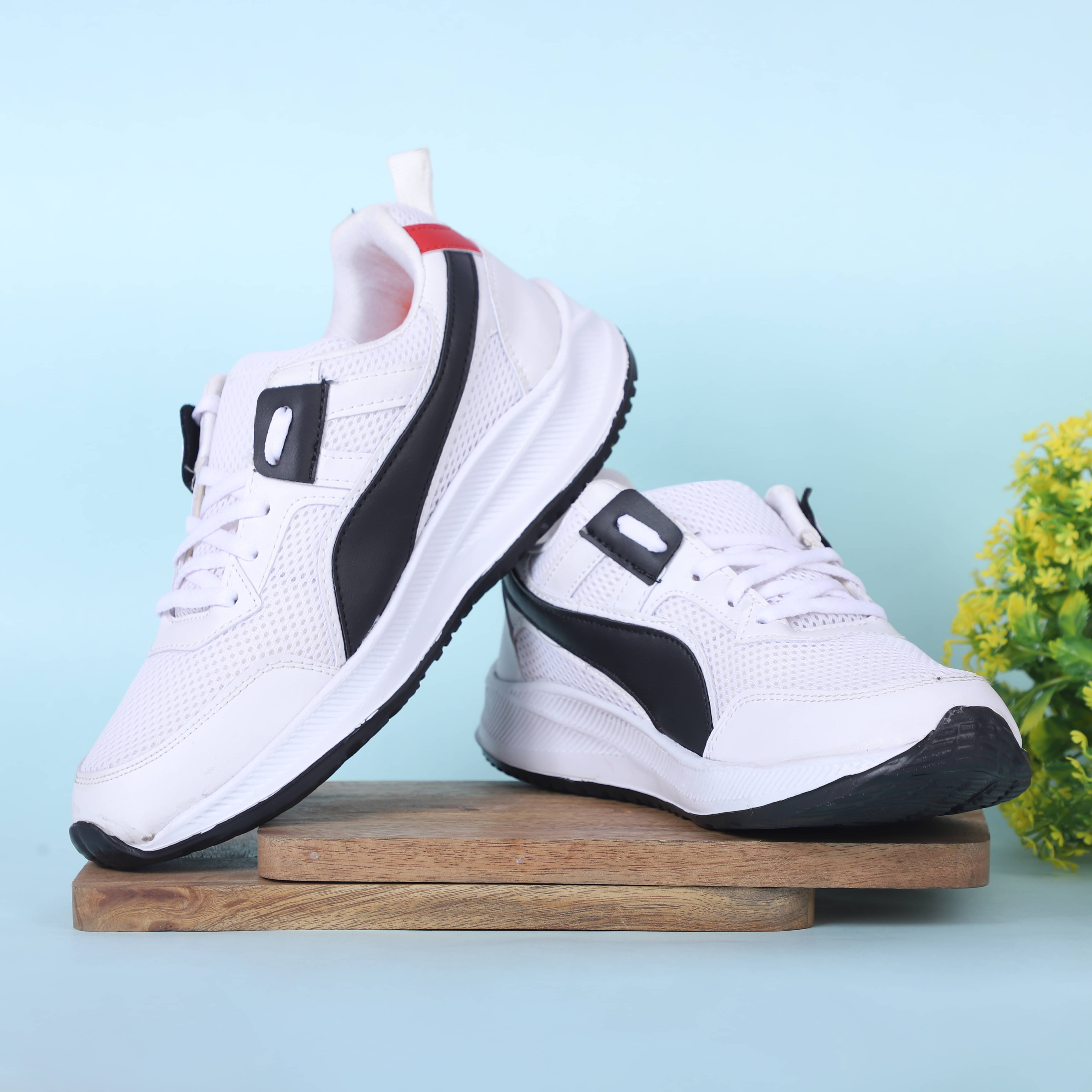     			WEARISH Sports Running Sneakers White Men's Outdoor Shoes