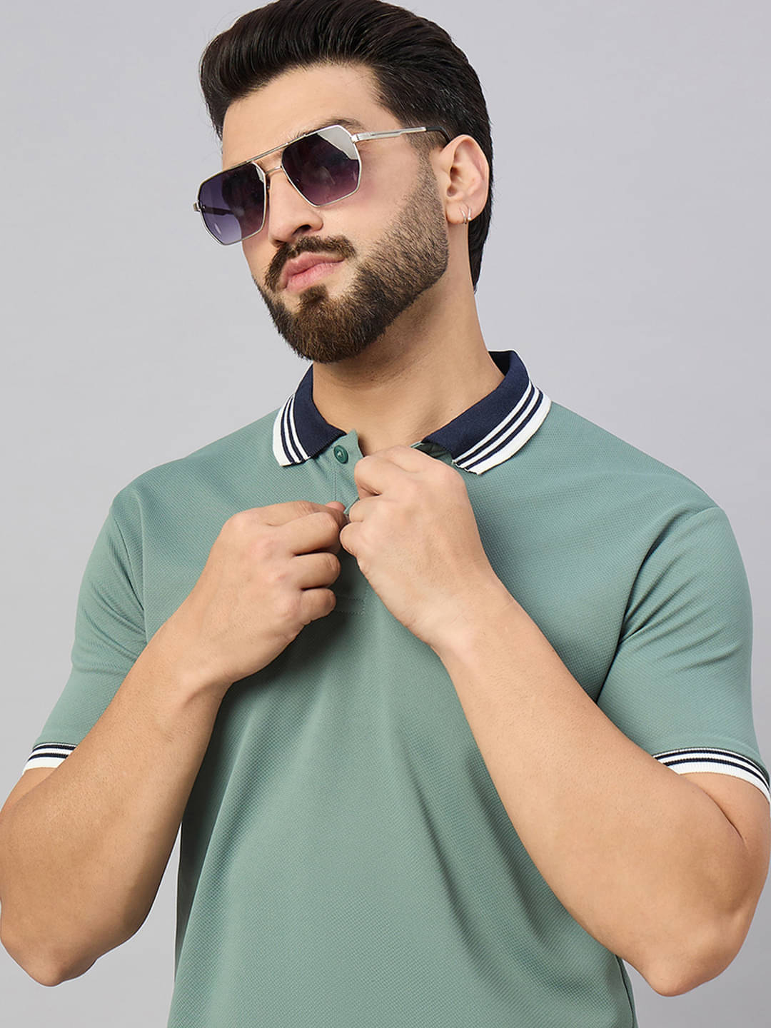     			AIN6 Men Cotton Blend Regular Fit Solid Polo T Shirt ( Sea Green )