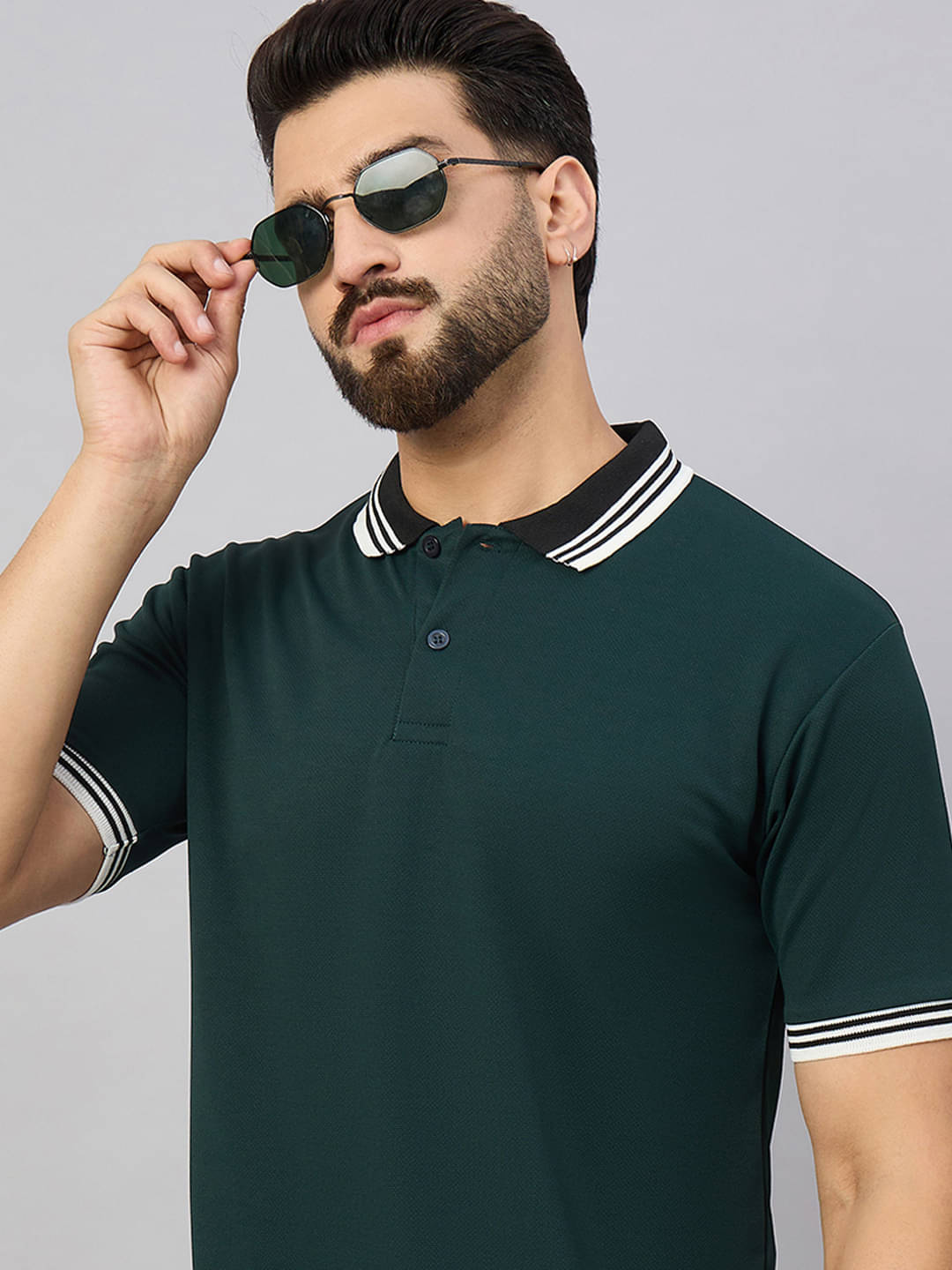     			COCOSOUL Men Cotton Blend Regular Fit Solid Polo T Shirt ( Dark Green )