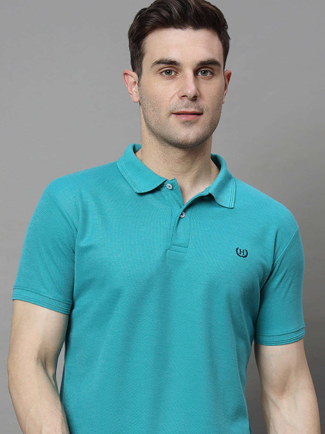 COCOSOUL Men Cotton Blend Regular Fit Solid Polo T Shirt ( Green ) COCOSOUL Men Cotton Blend Regular Fit Solid Polo T Shirt ( Green )
