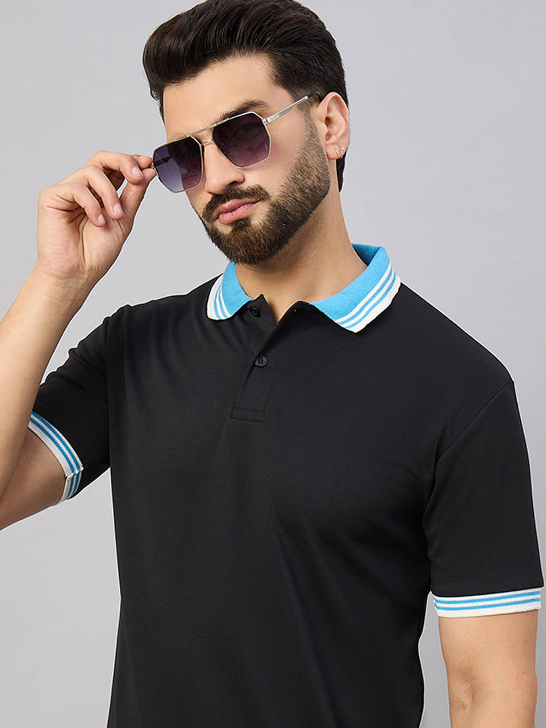 Merriment Men Cotton Blend Regular Fit Solid Polo T Shirt ( Black )     			Merriment Men Cotton Blend Regular Fit Solid Polo T Shirt ( Black )