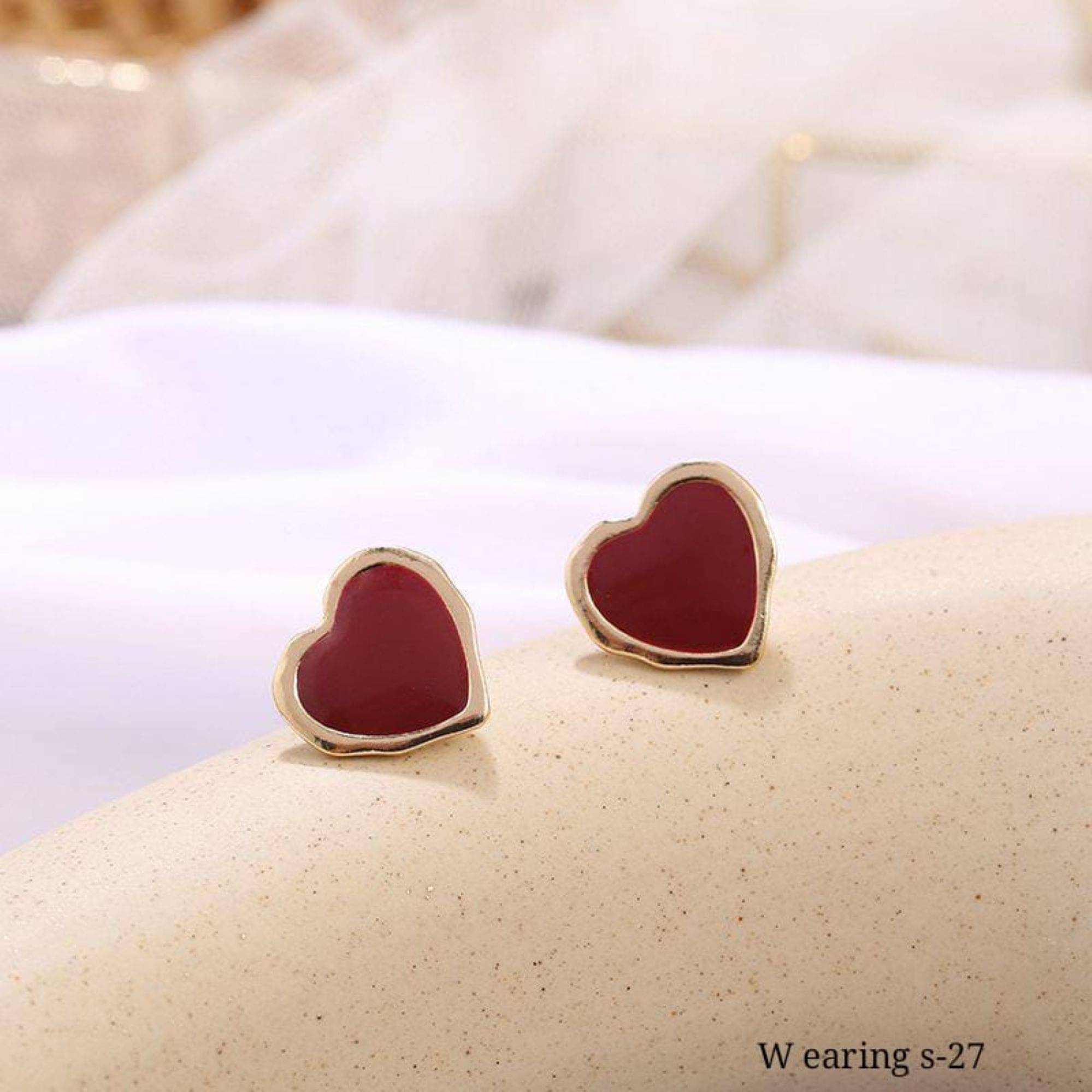     			RANEM Red Stud Earrings ( Pack of 1 )
