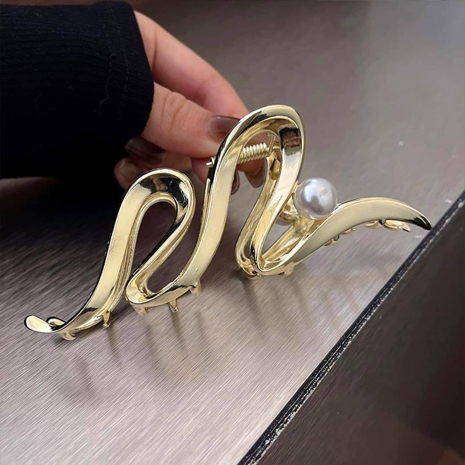 Rhosyn Gold Women's Hair Clip ( Pack of 1 ) - Jewellery Sets | Buy online on ZillyBuy