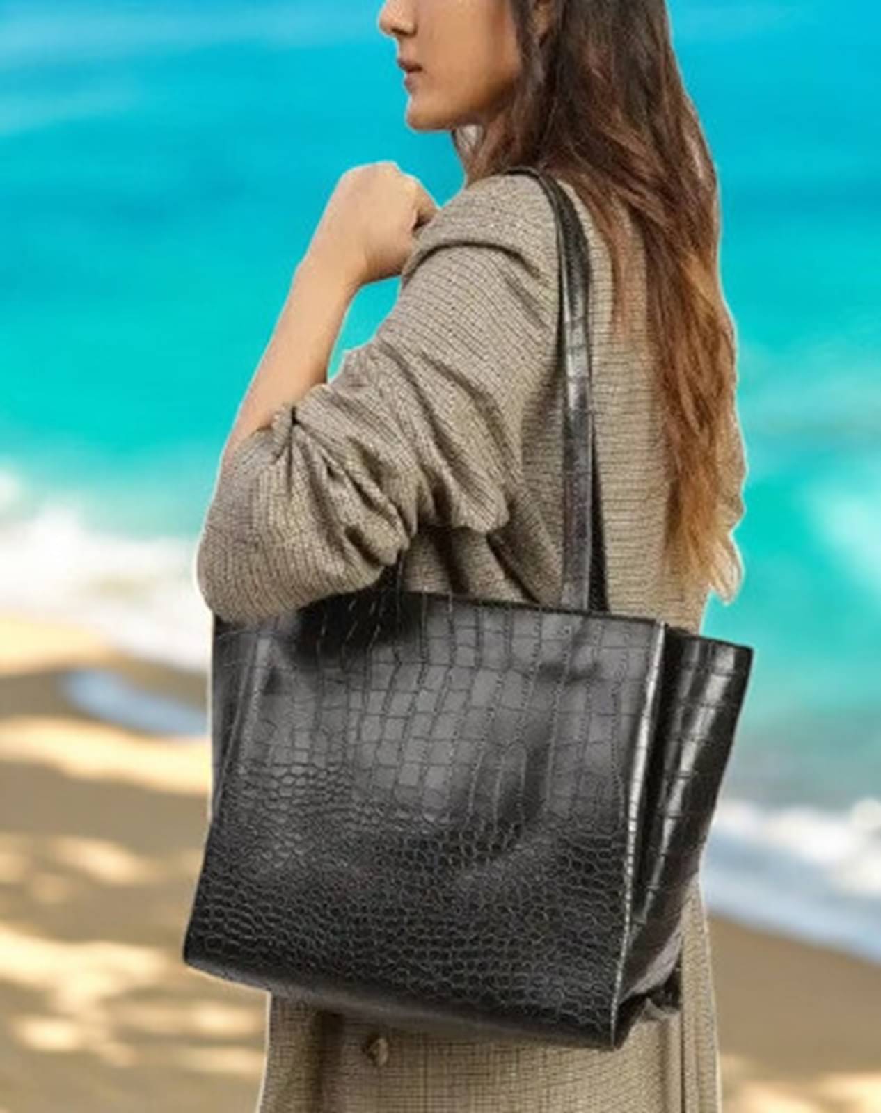     			UOB Tote Bag Faux Leather Set of 1 ( Black )