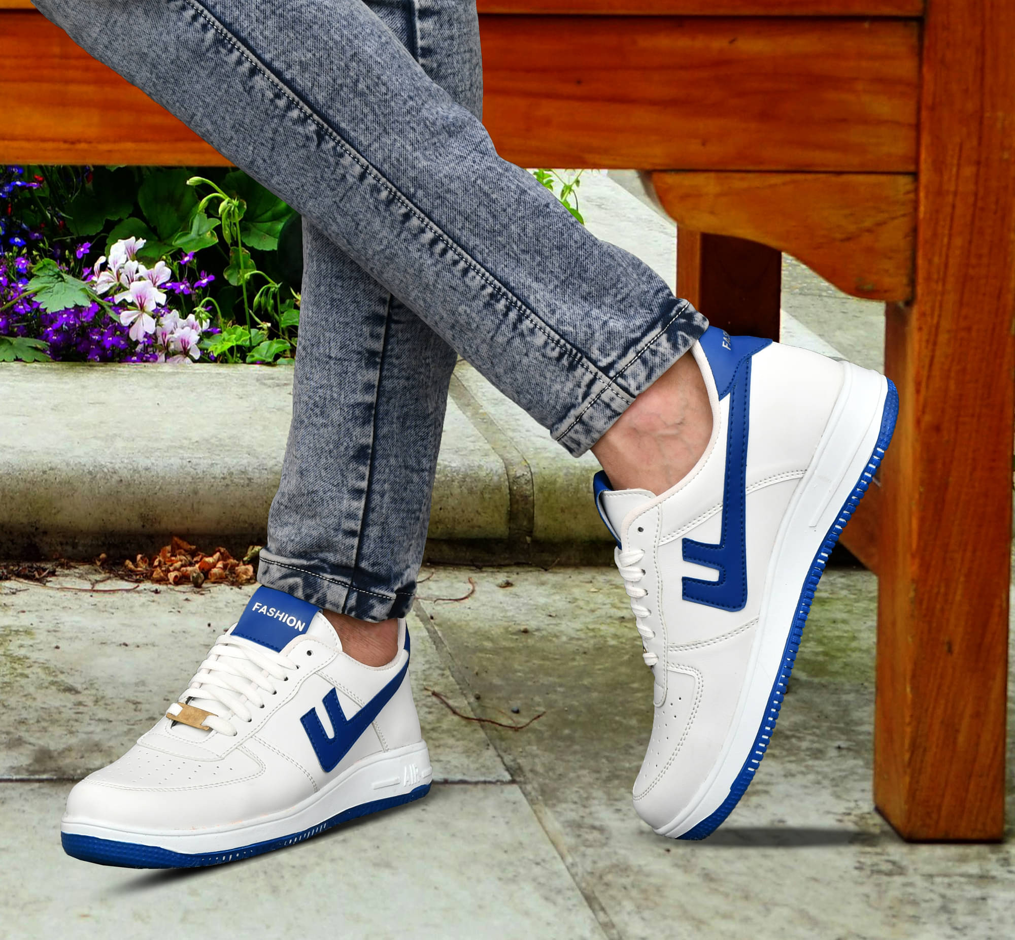     			Groofer Blue Men's Sneakers