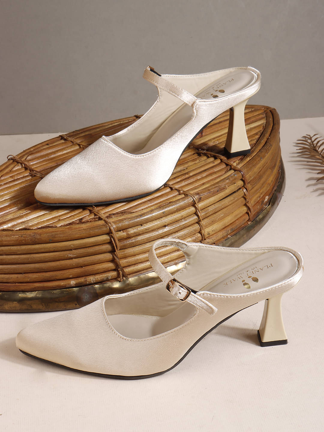 PLANET WALK Cream Women's Pumps Heels PLANET WALK Cream Women's Pumps Heels