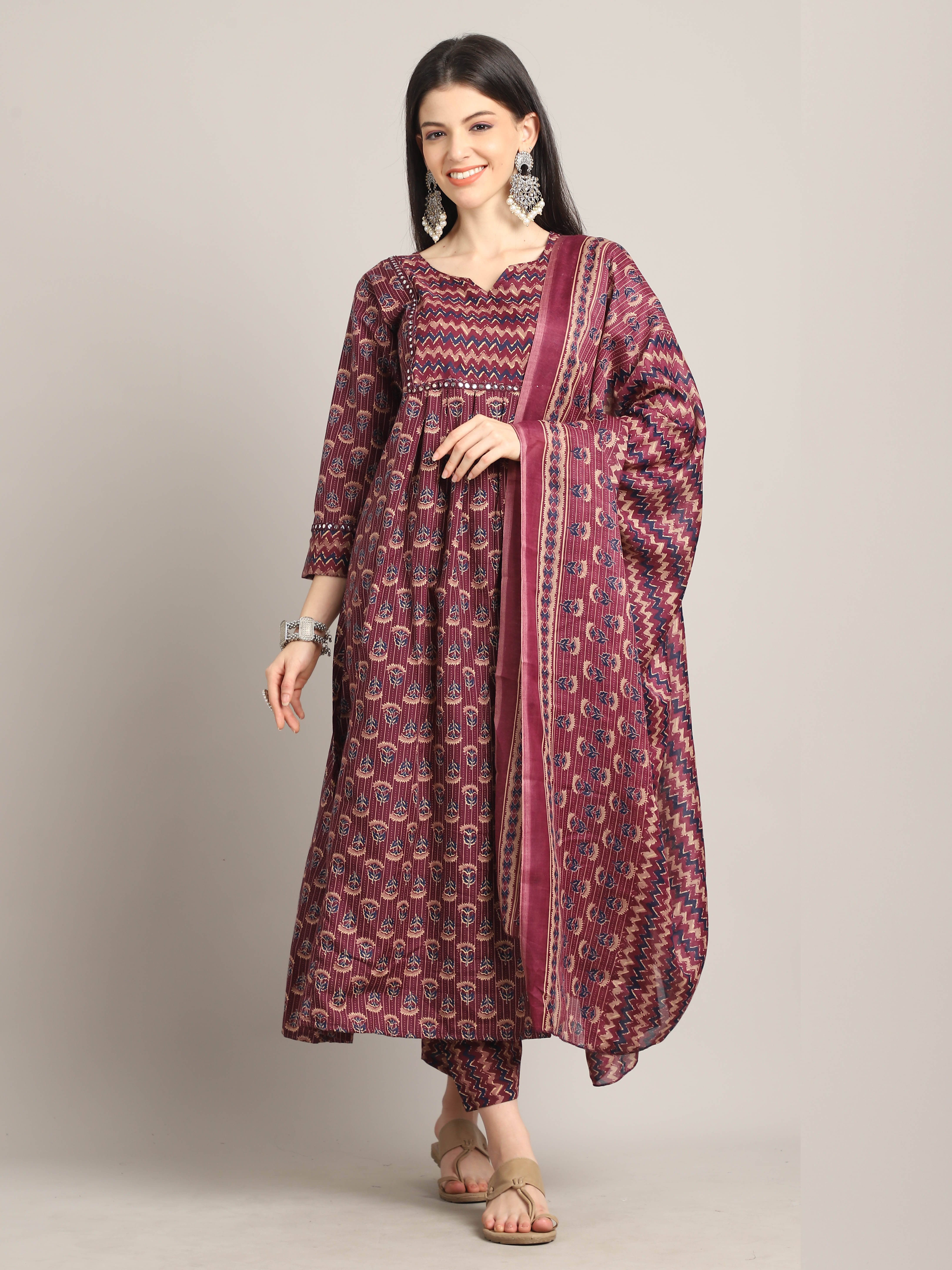 wonder weave Women Cotton Blend Printed Flared Kurti With Pants ( Wine )