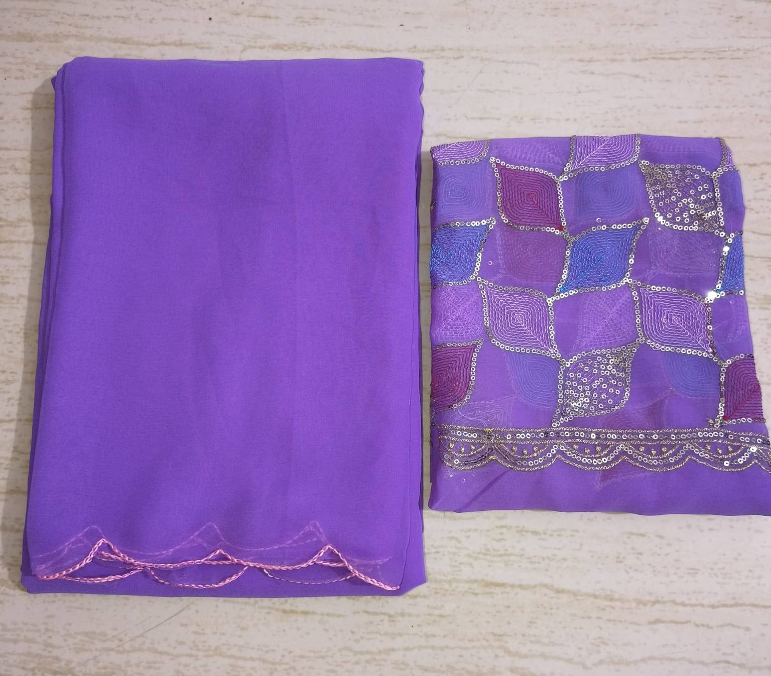     			GOPI SAREE Georgette Solid Saree With Unstitched Blouse Piece ( Lavender )