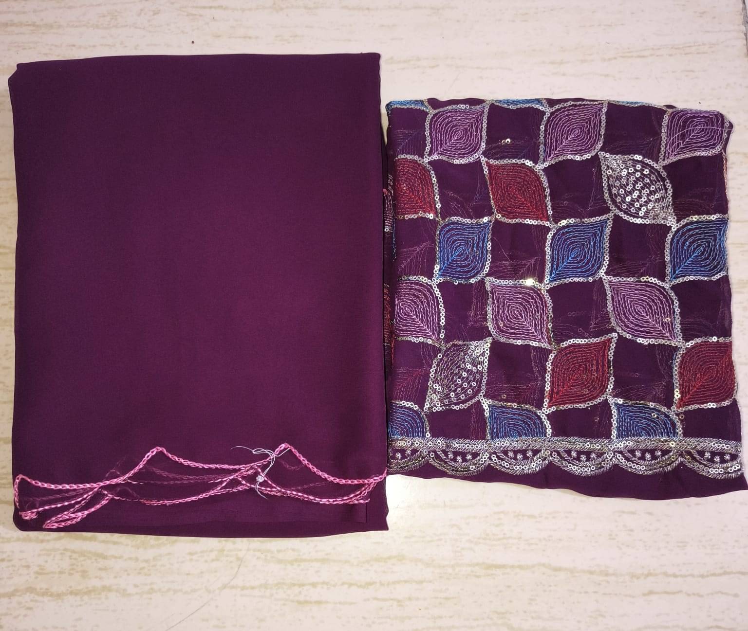     			GOPI SAREE Georgette Solid Saree With Unstitched Blouse Piece ( Wine )