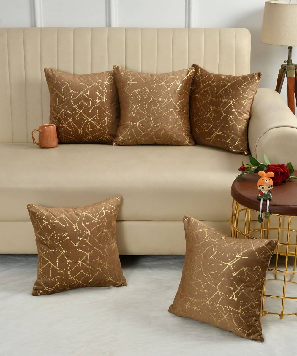 HudHud Furnishings Set of 1 Velvet Floral Square Cushion Cover (40X40)cm - Brown HudHud Furnishings Set of 1 Velvet Floral Square Cushion Cover (40X40)cm - Brown