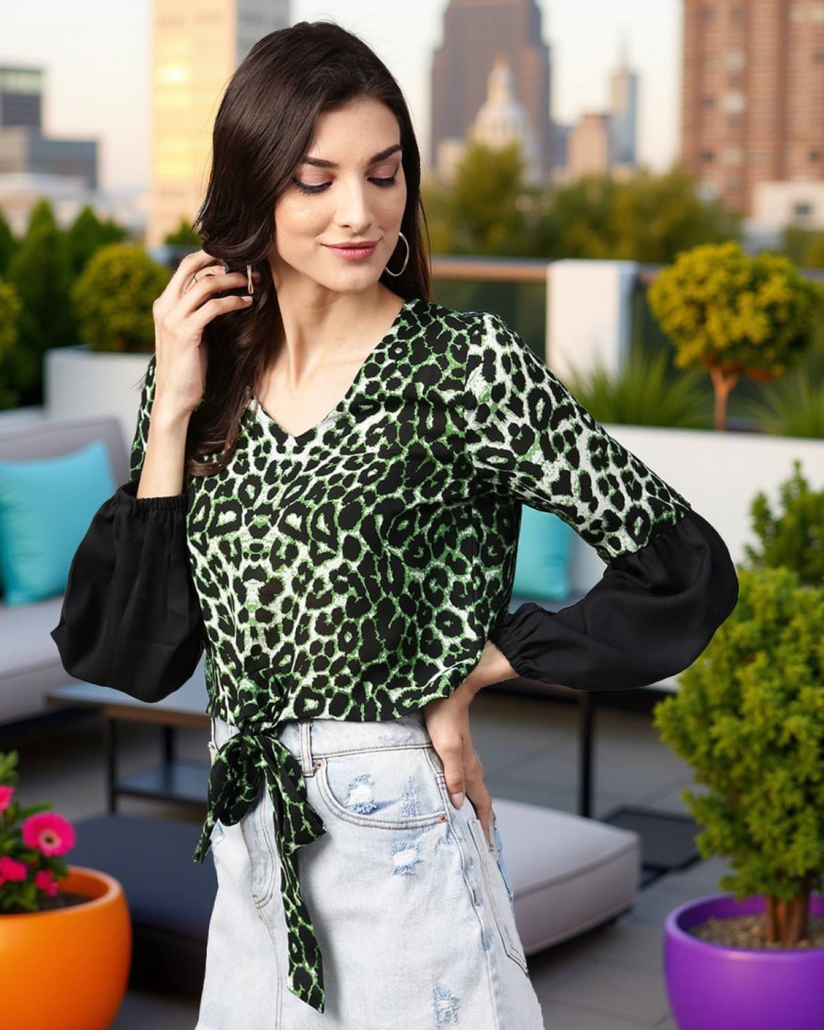 Zima Leto Women's Polyester Crop Top ( Green ) Zima Leto Women's Polyester Crop Top ( Green )