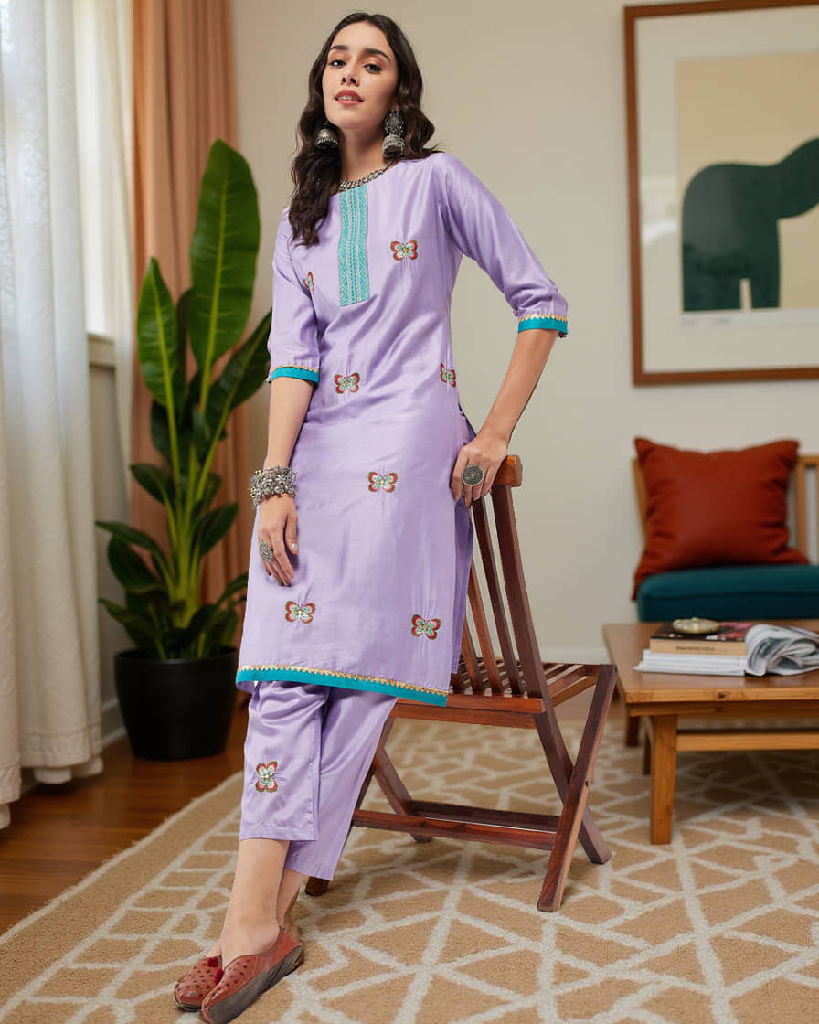 Pannkh Viscose Embroidered Straight Women's Kurti - Lavender ( Pack of 1 ) - Kurtis, Tunics | Buy online on ZillyBuy