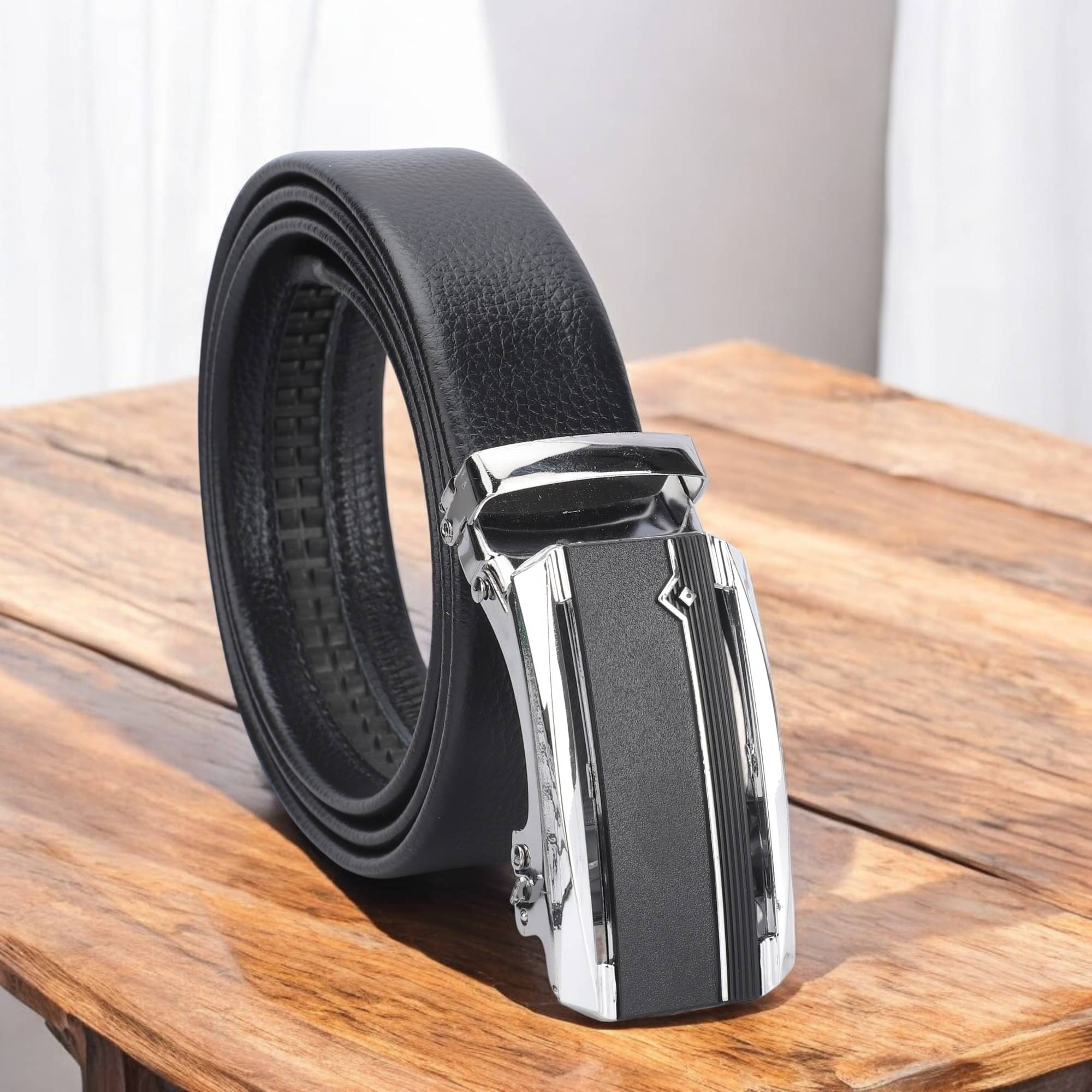     			Loopa - Black Synthetic Men's Formal Belt ( Pack of 1 )